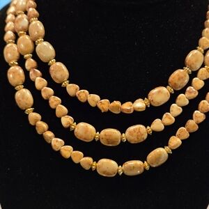 VINTAGE COSTUME BEADED NECKLACE